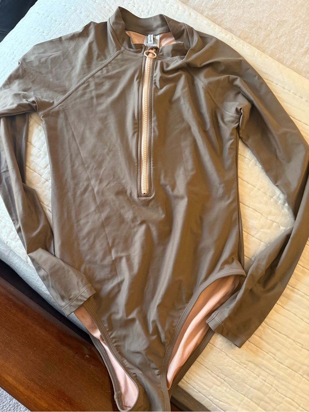 Madewell *new* rashguard swimsuit M